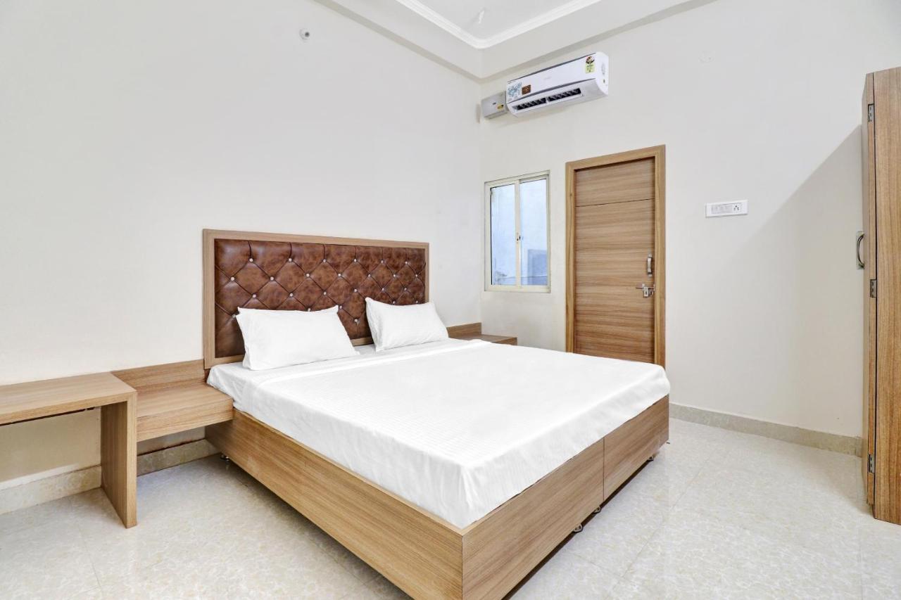 גוואליור Collection O Pearl Inn Guest House מראה חיצוני תמונה
